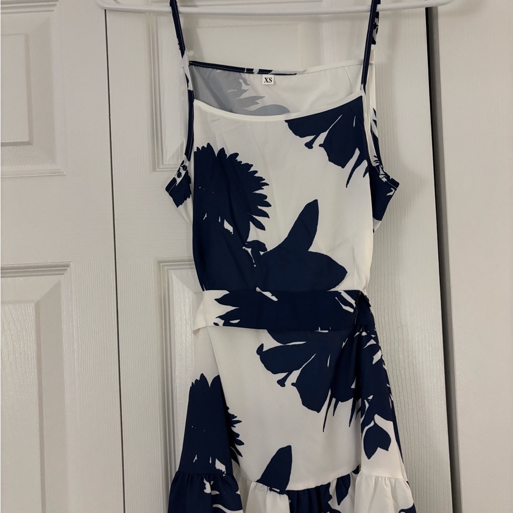 SHEIN Navy and White Floral Midi Dress